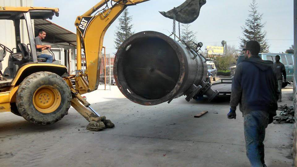 resources_a3d17c02-8406-4ef1-894f-0cc262c2cf7a-4 – A picture of a plumbing crew working on a project